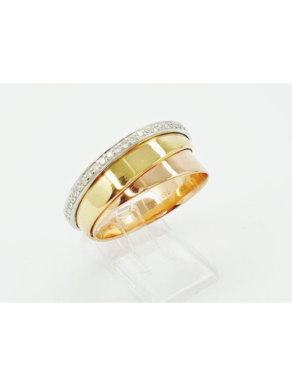 # Rose gold, yellow gold and white gold ring with 0.15ct natural diamonds, tri-color fan-shaped