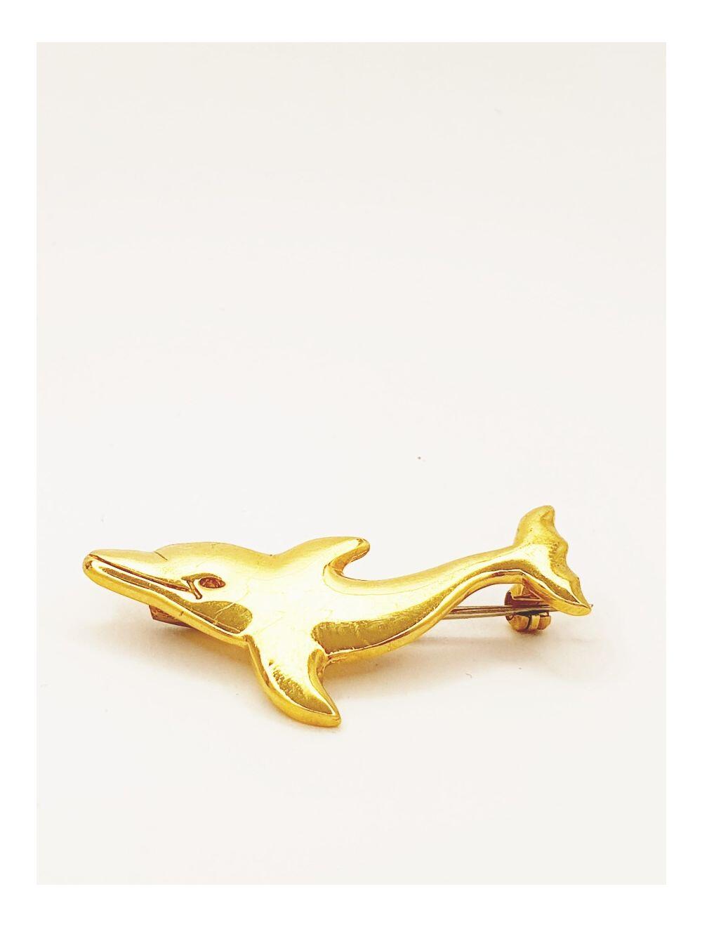 # Yellow gold ' dolphin ' brooch