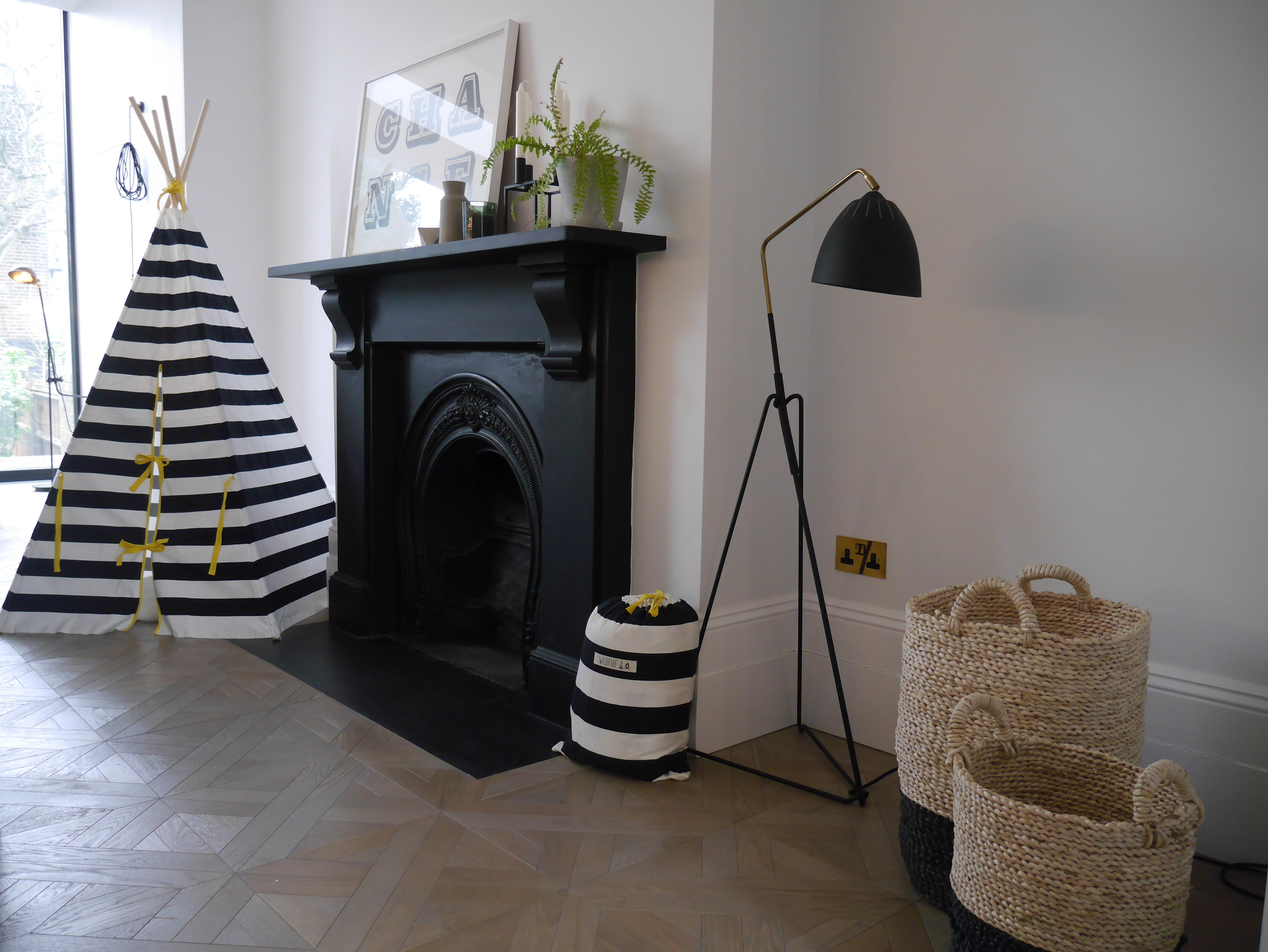 Tipi pour enfants tente d'indien / motif à rayures &amp; ourlet jaune