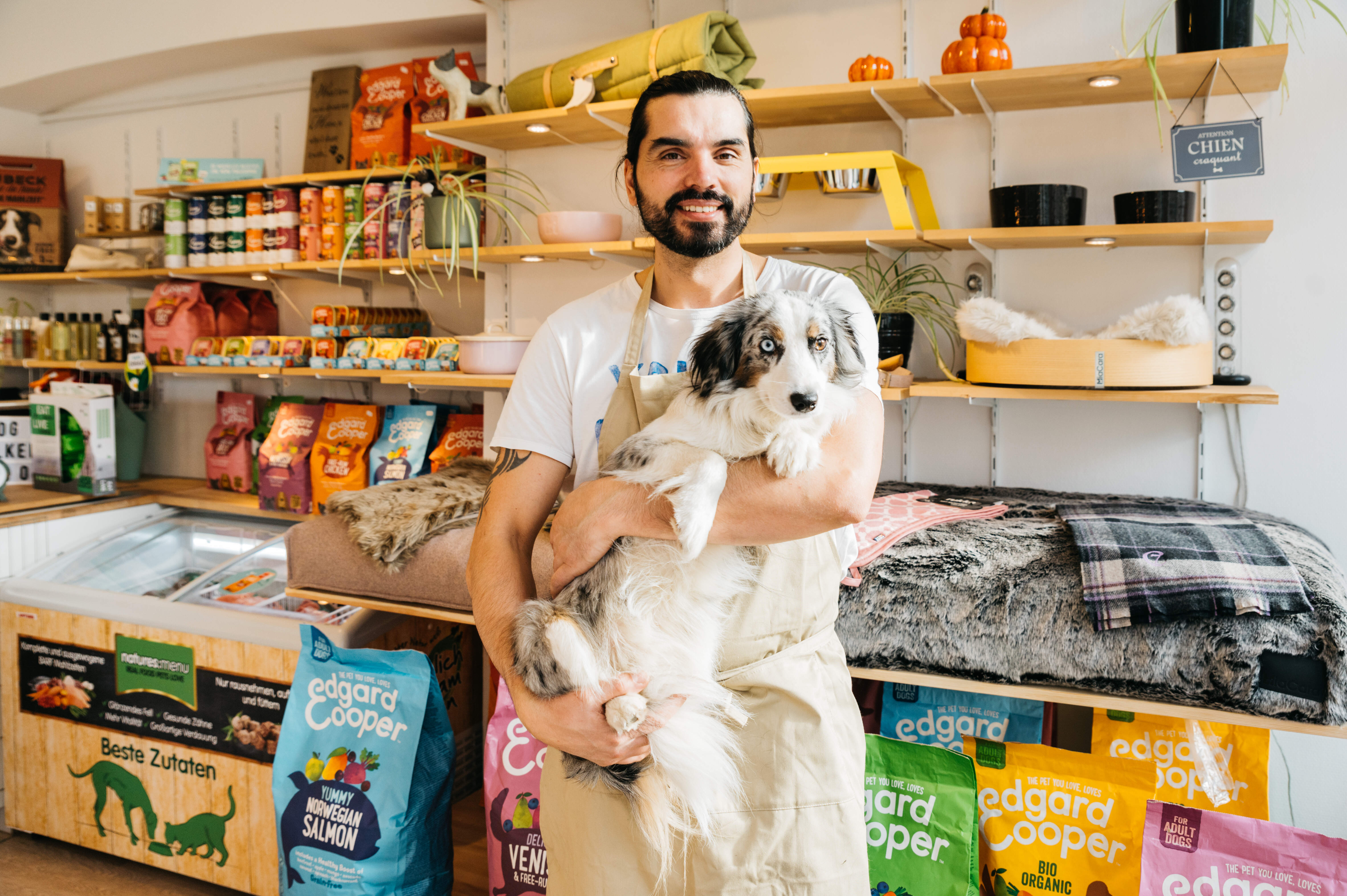Dogwalker.lu Accessories in Luxembourg city
