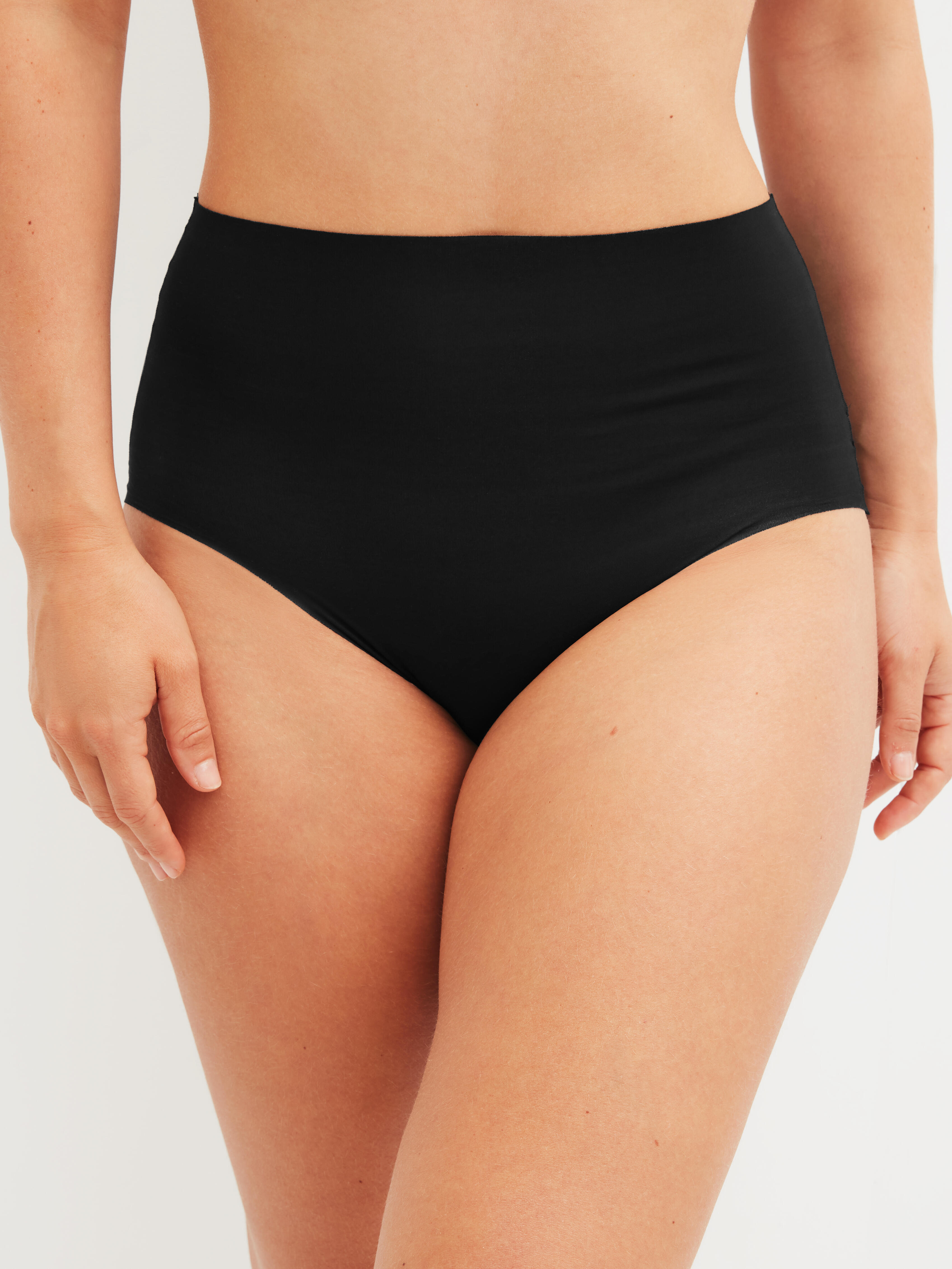 Calida, Damen, Unterhosen, Natural Skin High-Waist Slip, Schwarz, (Einzelpack, XS) - Bild 3