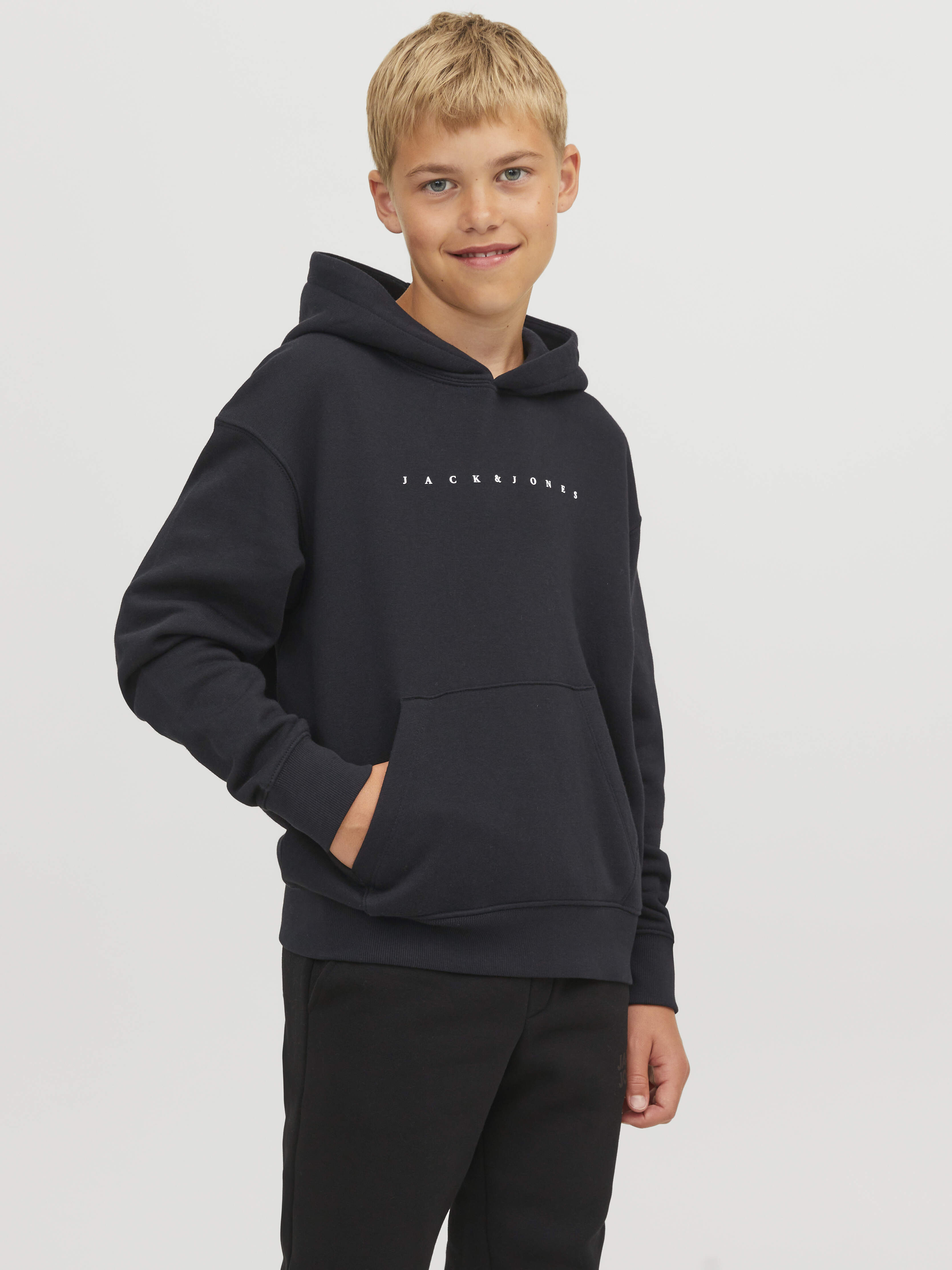 Felpa Con Cappuccio Jack & Jones Jjtiley Sweat Hood Jnr Per Bambini E Ragazzi: Casual, Morbida, Vestibilità Comoda, Uso Quotidiano
