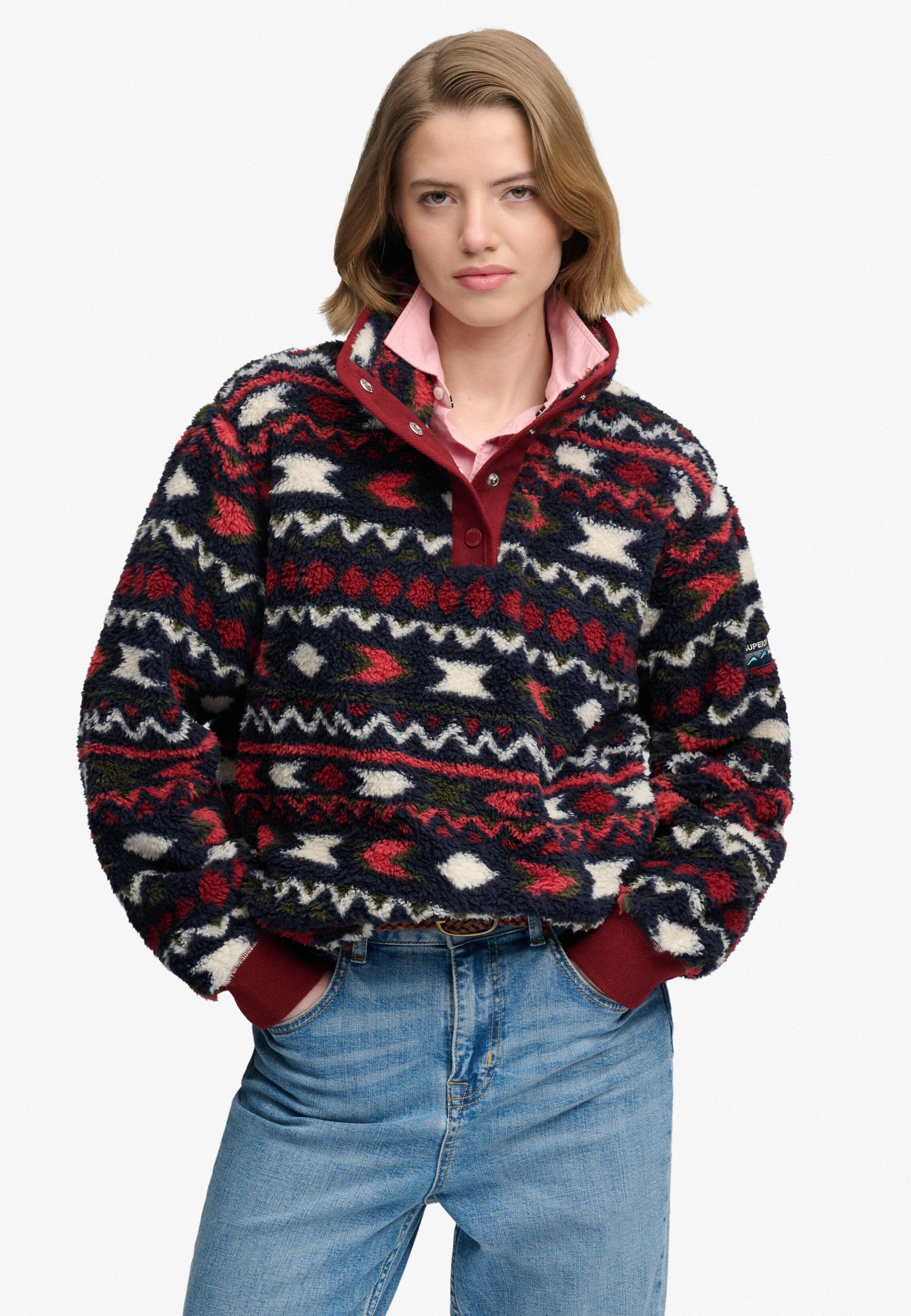 Superdry Damen Schwarz Superweicher Bedruckter Teddy-Fleece In Burgunderrot Mit Mini-Allover-Print - Bild 4
