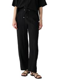 Hosen comma casual identity