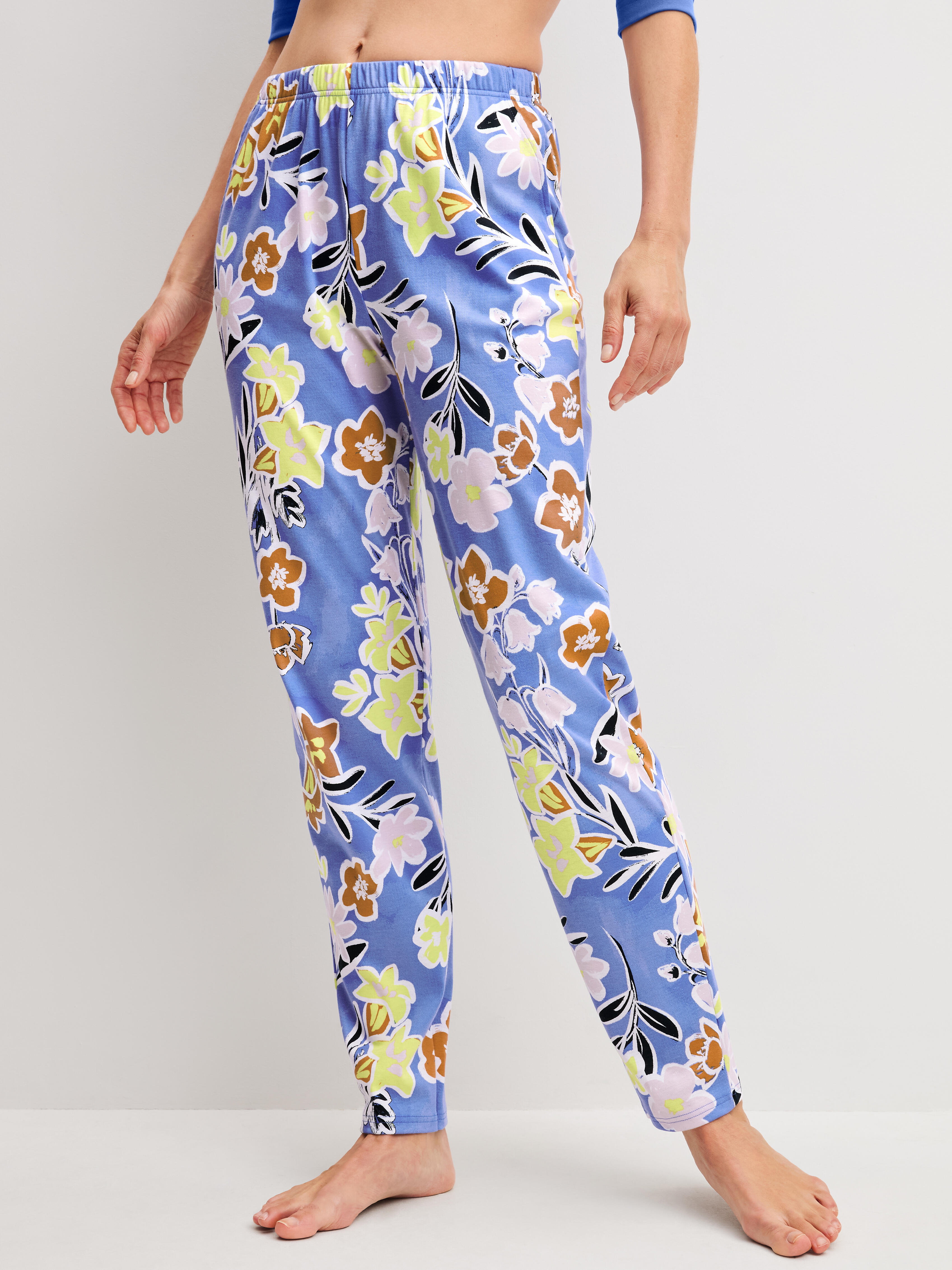 Calida Damen Blau Late Bloom M&M Pyjamahosefür Xs, Geradlinige Silhouette Mit Lebendigem Blumenmuster Und Praktischen Eingriffstaschen - Bild 3