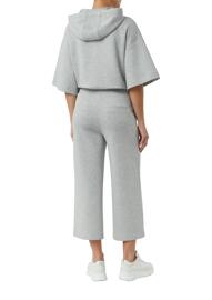 Hosen comma casual identity