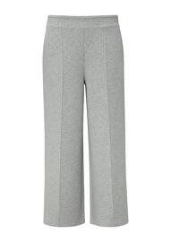 Hosen comma casual identity