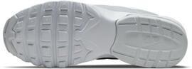 Freizeit- / Leinenschuhe NIKE