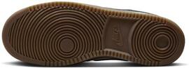 Freizeit- / Leinenschuhe NIKE