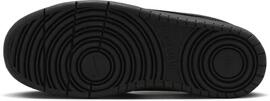 Freizeit- / Leinenschuhe NIKE