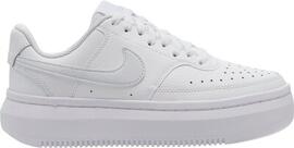 Freizeit- / Leinenschuhe NIKE