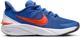 Freizeit- / Leinenschuhe NIKE