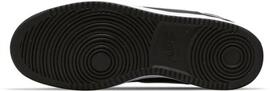 Freizeit- / Leinenschuhe NIKE