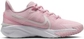 Freizeit- / Leinenschuhe NIKE