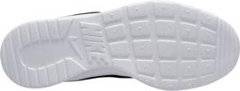 Freizeit- / Leinenschuhe NIKE