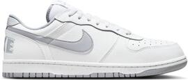 Freizeit- / Leinenschuhe NIKE