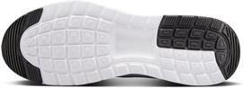 Freizeit- / Leinenschuhe NIKE