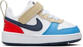 Freizeit- / Leinenschuhe NIKE