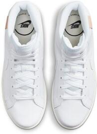 Freizeit- / Leinenschuhe NIKE
