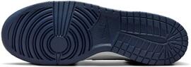 Freizeit- / Leinenschuhe NIKE