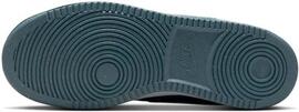 Freizeit- / Leinenschuhe NIKE