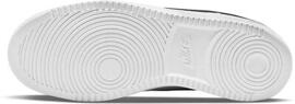 Freizeit- / Leinenschuhe NIKE