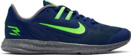 Freizeit- / Leinenschuhe NIKE