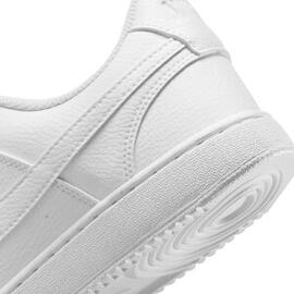 Freizeit- / Leinenschuhe NIKE