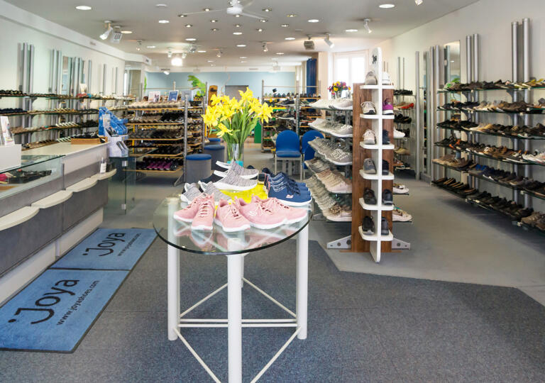 Schuhhaus Stemmer-Kneer (Singen) Singen