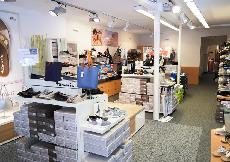 Schuhmoden Döllinger (Dietfurt) Dietfurt