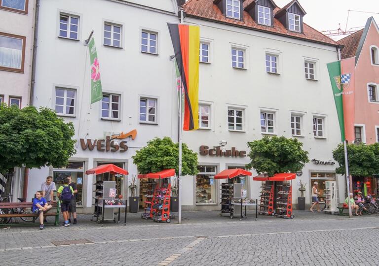 WEISS-SCHUHE (Weiden) Weiden