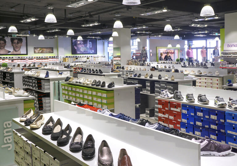 Schuh Palast (Voerde) Voerde