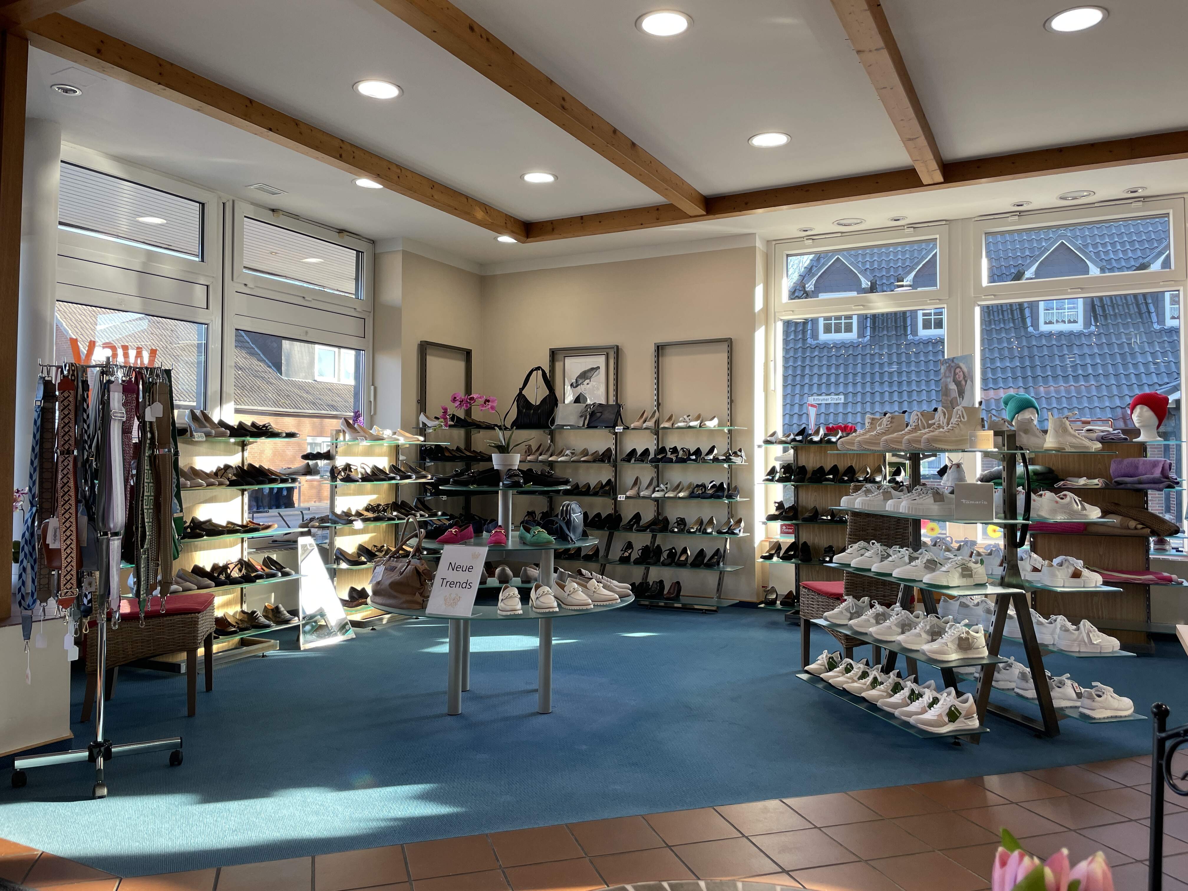 Schuhhaus Knipper (Hatten) Hatten