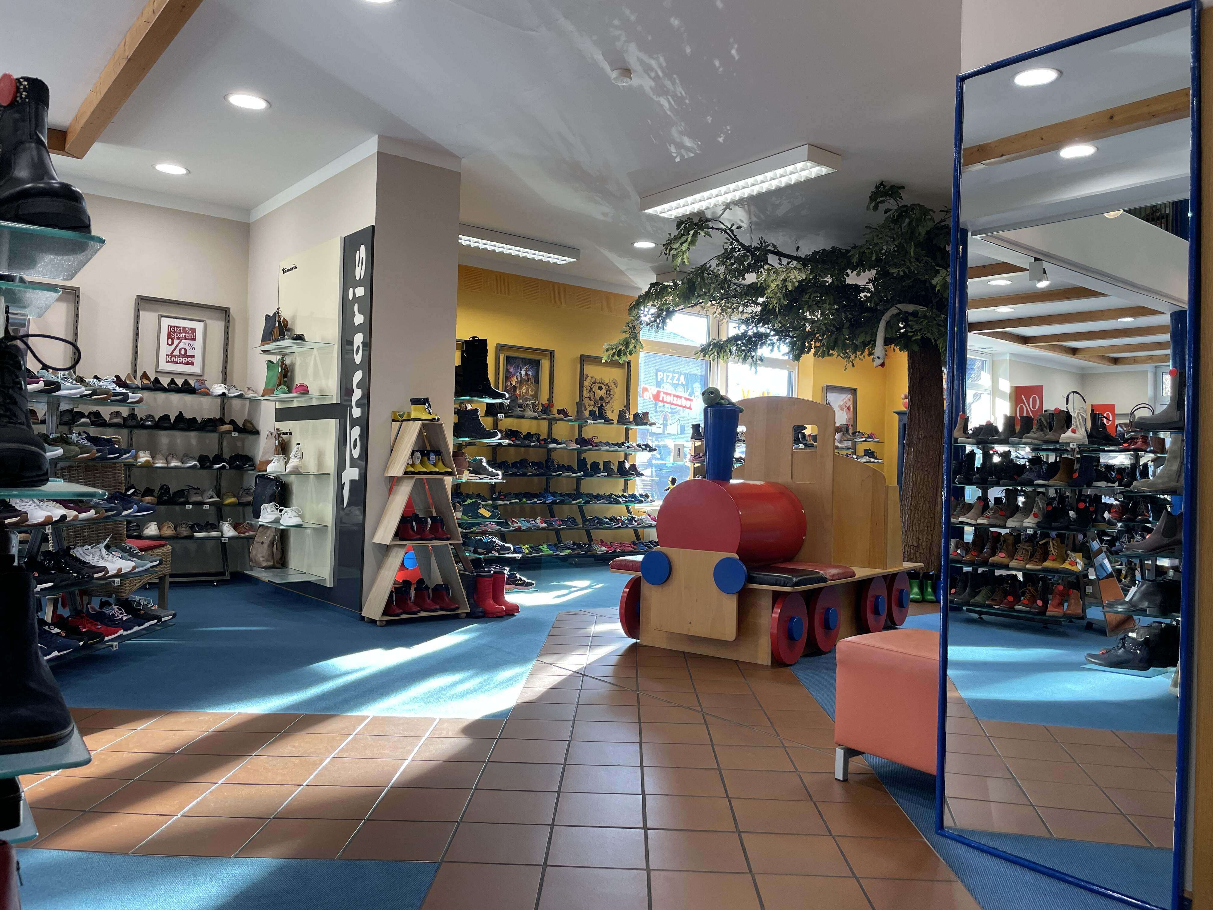 Schuhhaus Knipper (Hatten) Hatten