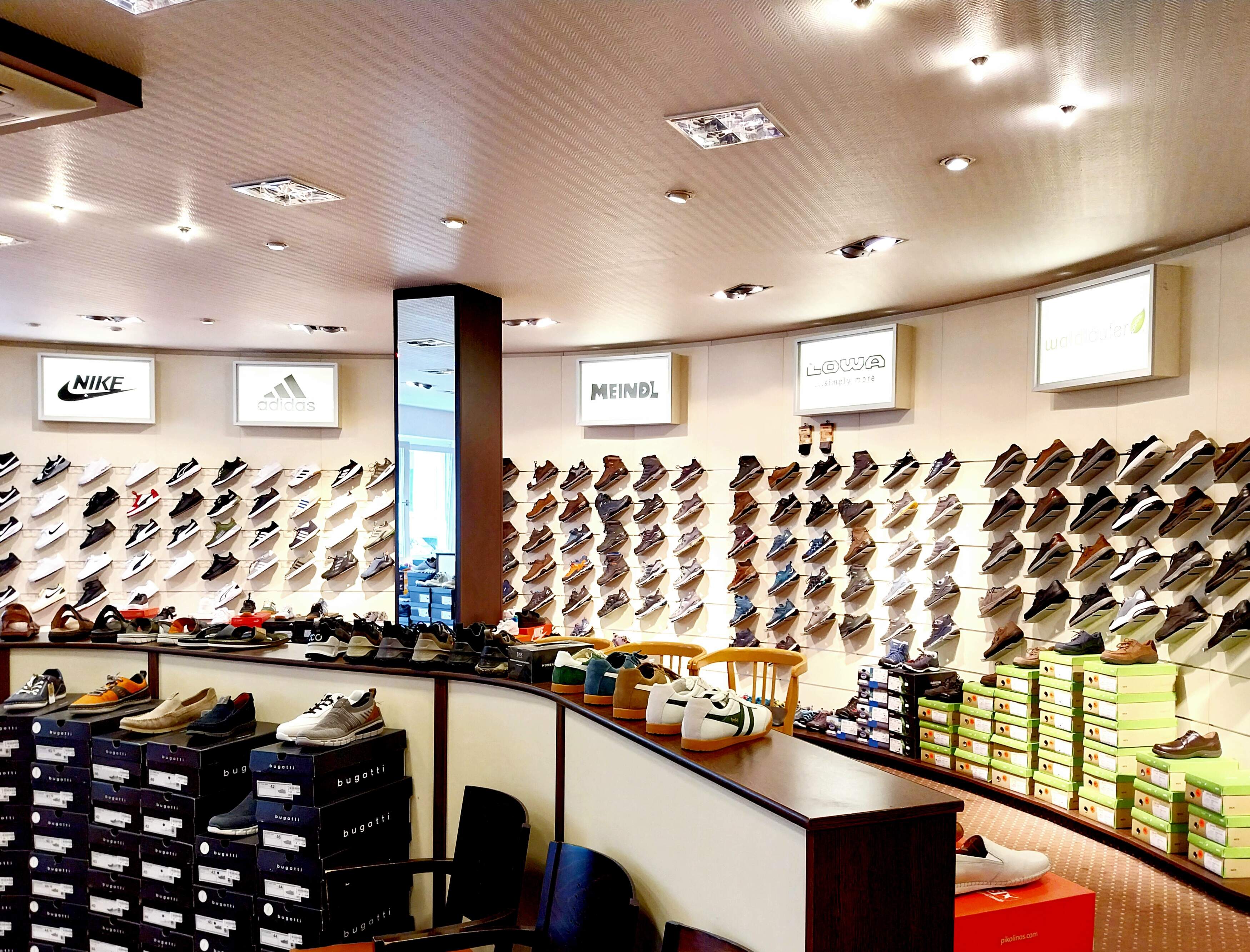 Schuhhaus Wüseke GmbH(Paderborn) Paderborn