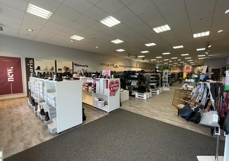 WEISS-SCHUHE (Pressath) Pressath