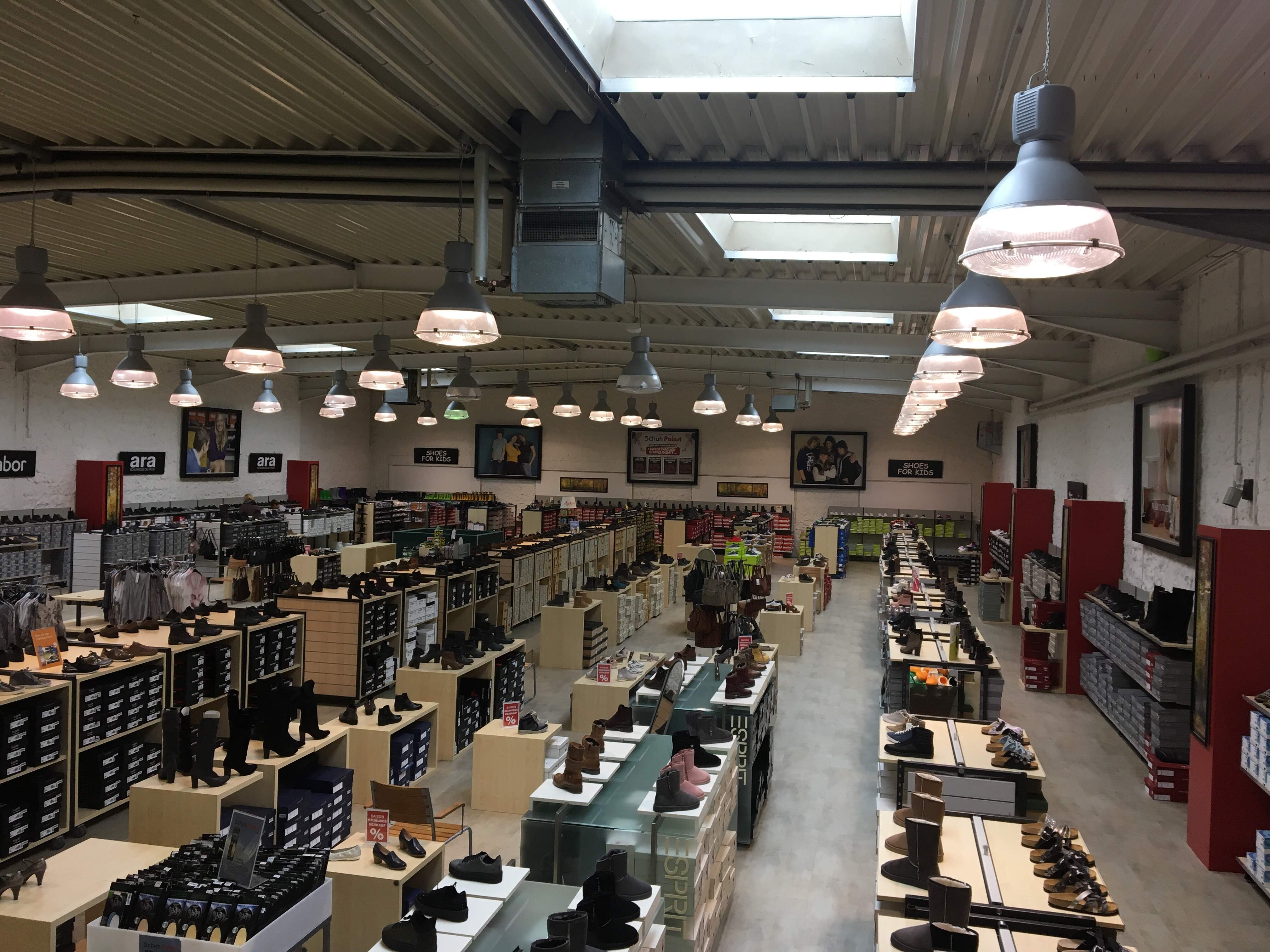 Schuh Palast (Willich) Willich