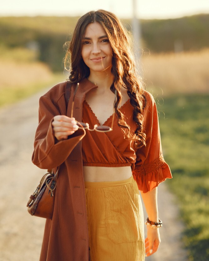 Sommerschuhe - Wiese - 4 zu 5 - freepik.jpg