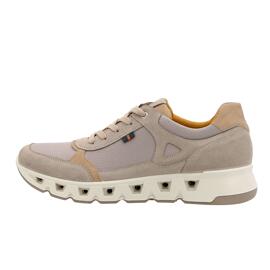 Sneaker ara