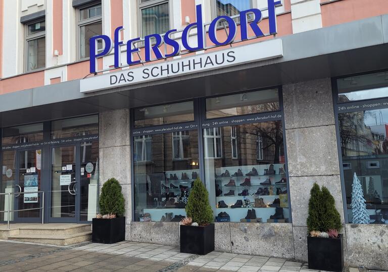 Pfersdorf Das Schuhhaus Hof