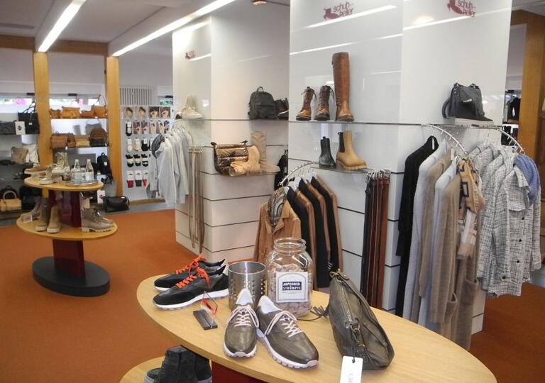 Schuh Heller Schmallen