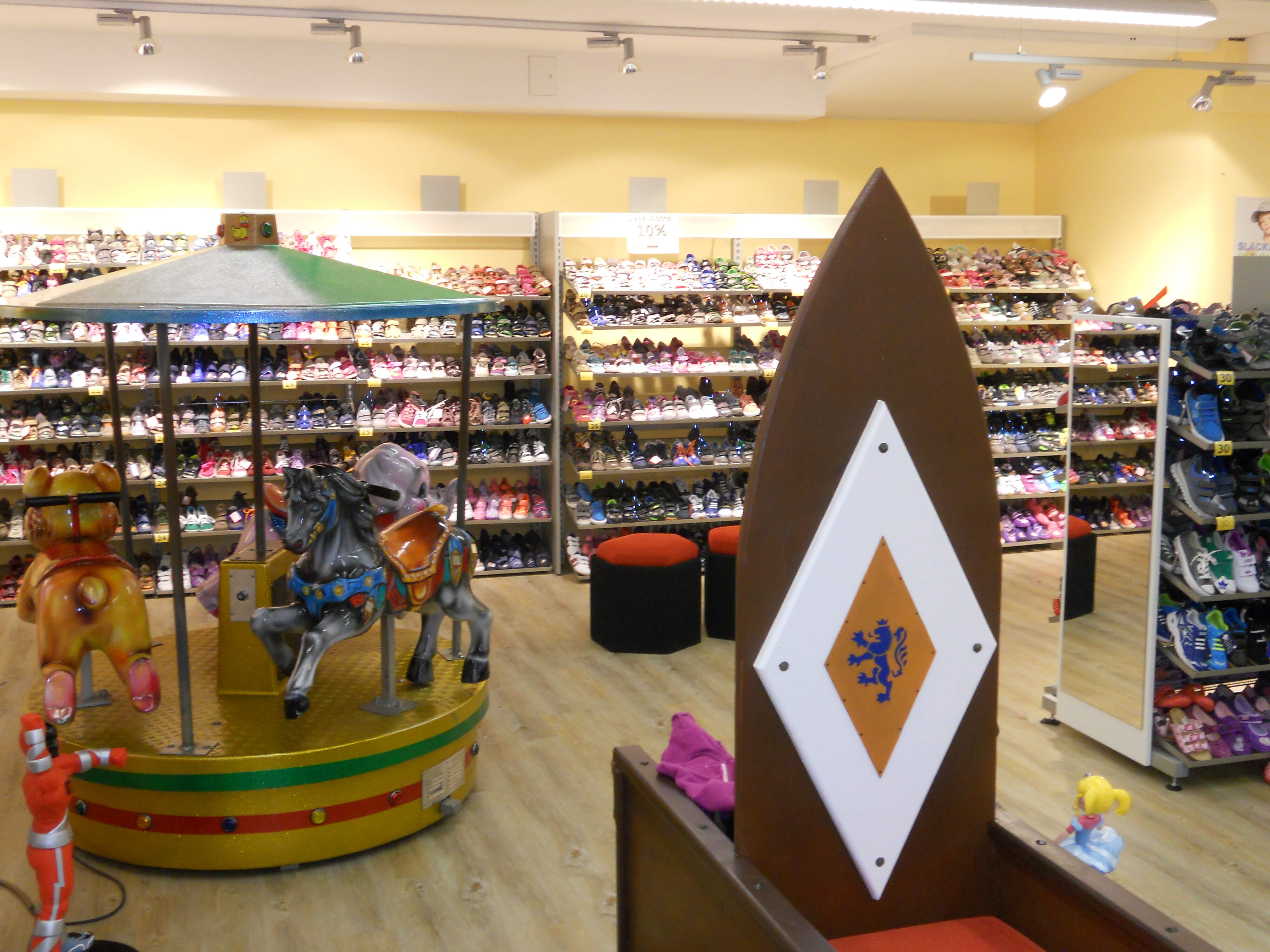 Schuhhaus am Riesen Miltenberg