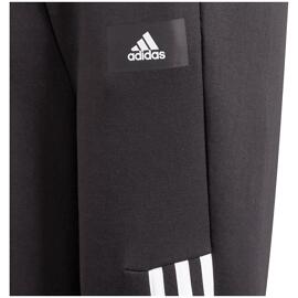 Hosen adidas