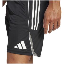 Shorts & Röcke adidas