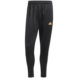 Hosen adidas