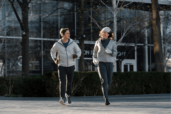 running-rechts-freepik.png