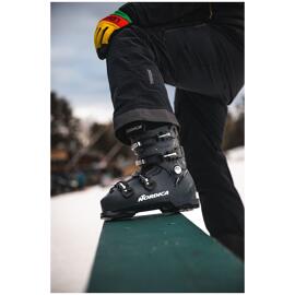 Skischuhe nordica