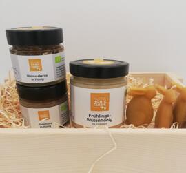 Lebensmittel regionale Produkte Geschenksets Kleine Honigfabrik
